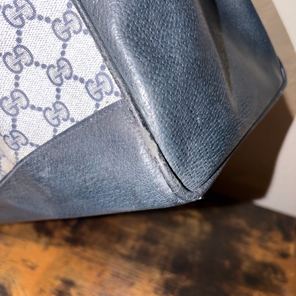 Vintage Gucci Boston bag. - Picture 4 of 9